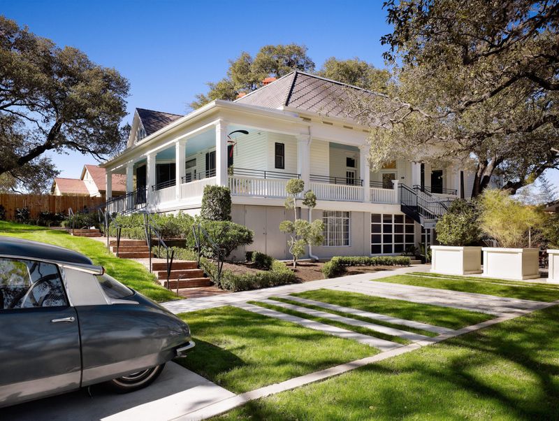 Hotel Saint Cecilia, Austin