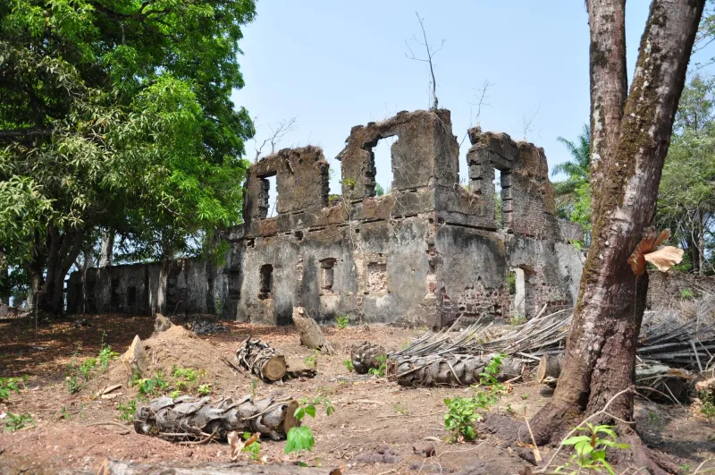 A Walk Through the Abandoned Ruins
