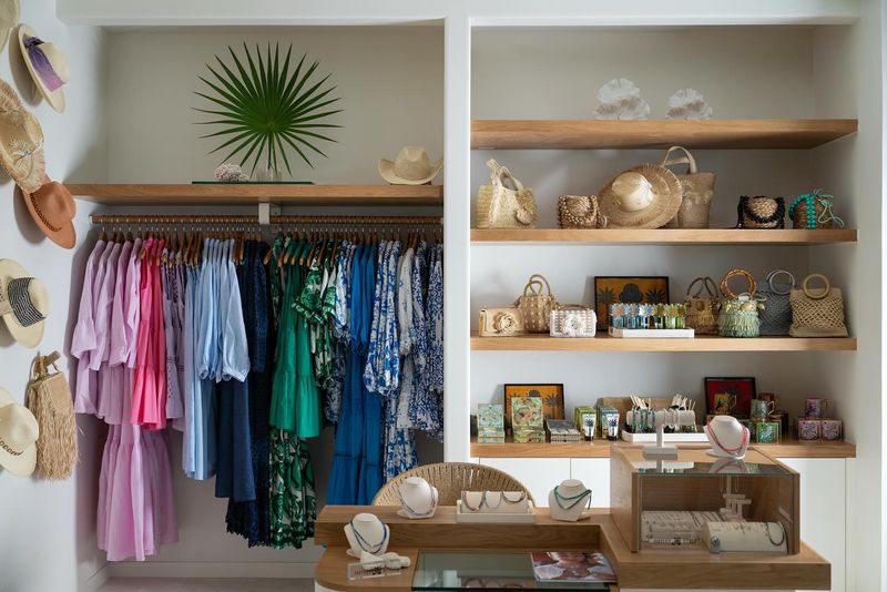 Souvenir Shelf Display