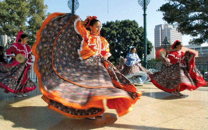 Explore the Cinco de Mayo Parade