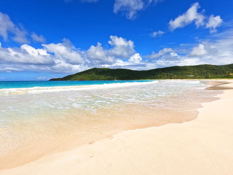 Playa Flamenco, Puerto Rico