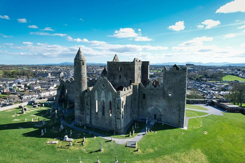 Too many castles, not enough stories