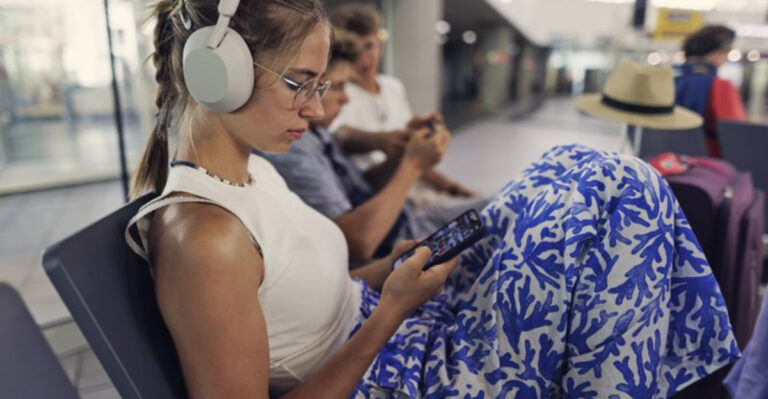 10 Airport Habits That Help + 7 Gate Mistakes That Can Ruin Your Trip