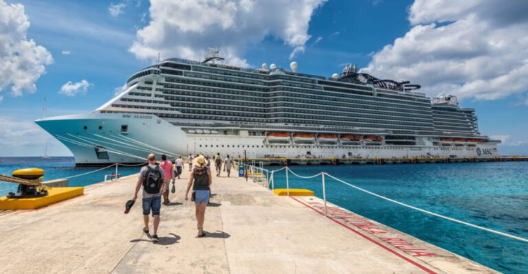 10 Things Polite People Never Do On Cruises + 4 That Will Get You Labeled That Passenger