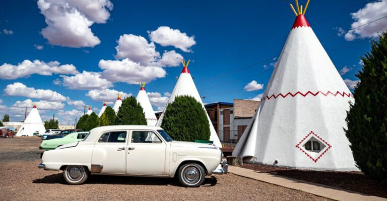 12 America’s Oldest Roadside Relics Worth Seeing + 5 That Do Not Live Up To The Hype