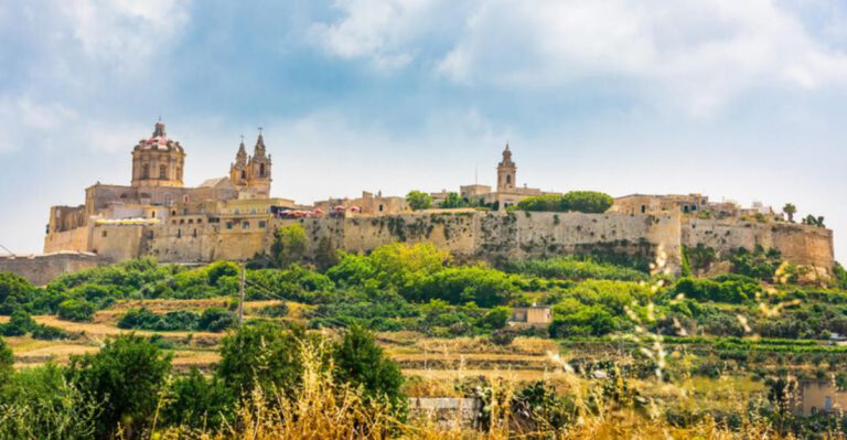 12 Beautiful Hidden Gems Most Tourists Miss + 6 More Worth Discovering