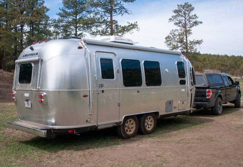 Airstream Flying Cloud: The Silver Bullet Of Comfort