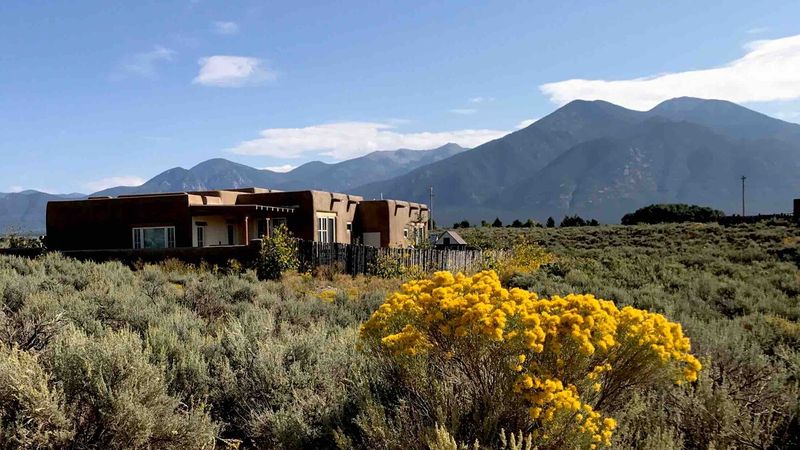 Arroyo Seco Hideaway (Hidden Gem)