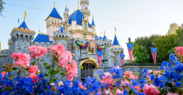 12 Things Worth Doing At Disney Without A Ticket & 5 That Just Aren’t Worth Your Time