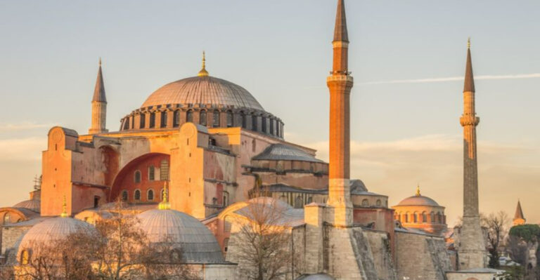 15 Destinations I’d Revisit Without a Second Thought—Plus 5 I’d Skip
