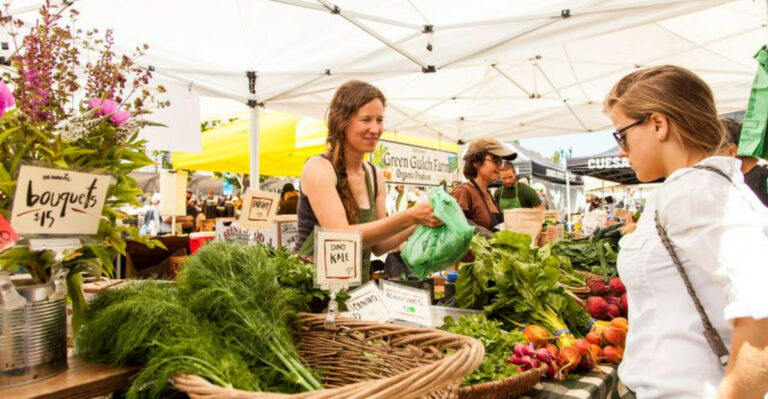 17 U.S. Destinations Where Farmers Markets Feel Like Festivals