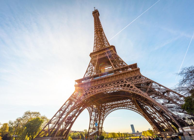 Eiffel Tower Queues, Paris