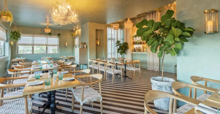 19 Must-Try Restaurants In Las Vegas For The Ultimate Foodie Getaway