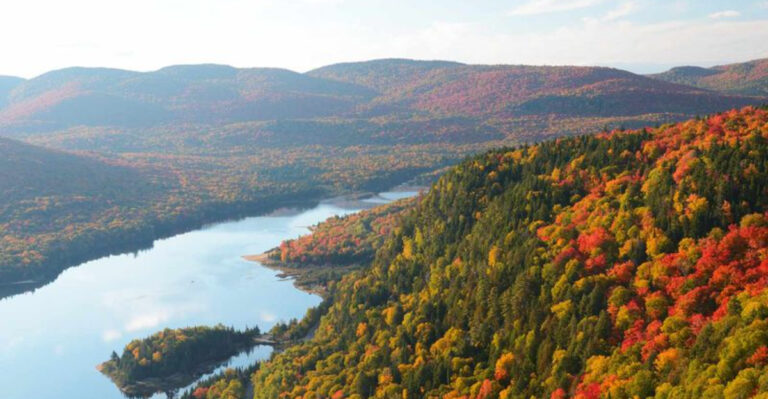 22 Best Road Trips Through Canada’s Stunning Landscapes