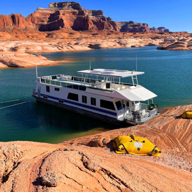 Houseboating on Lake Powell