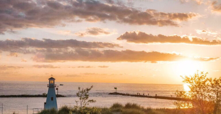 28 Chill US Beach Towns Made For Taking It Easy—And 2 That Buzz With Energy