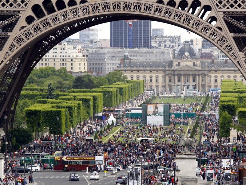 Overrated: Paris's Champs-Élysées