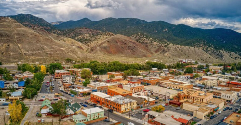 8 Affordable Mountain Towns I Loved — Plus 3 Hidden Gems Locals Don’t Talk About