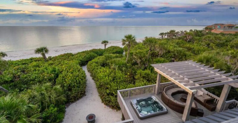 9 Caribbean-Resembling Florida Beaches That Fell Flat + 8 I’d Go Back To Any Day