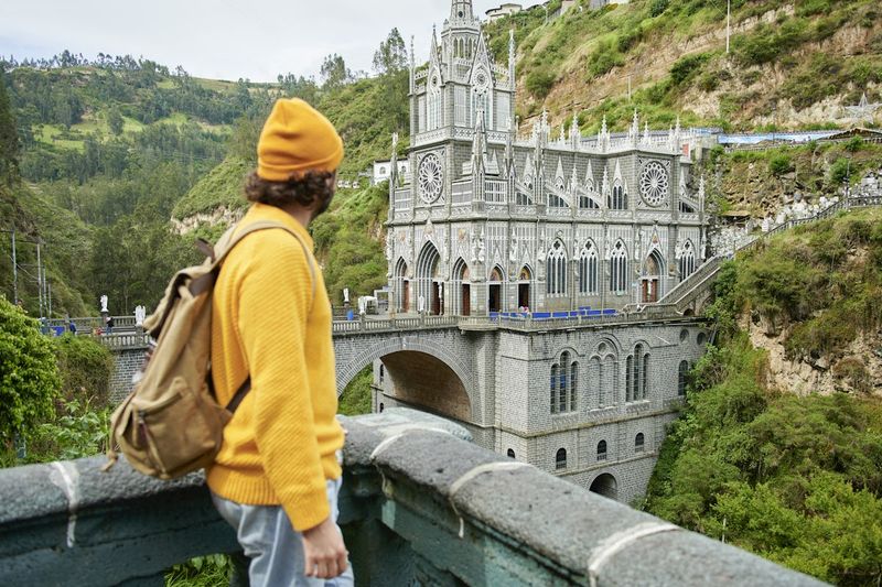 Colombia Open Policy (Visa-Friendly)