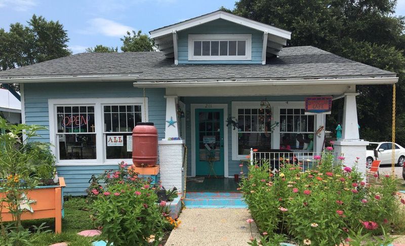 Mississippi: Starfish Cafe In Bay St. Louis