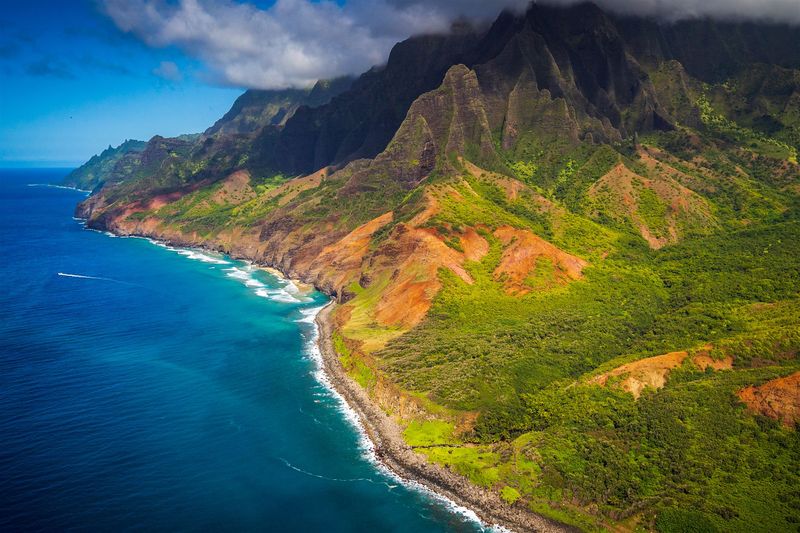 Hawaii: America's Tropical Paradise State