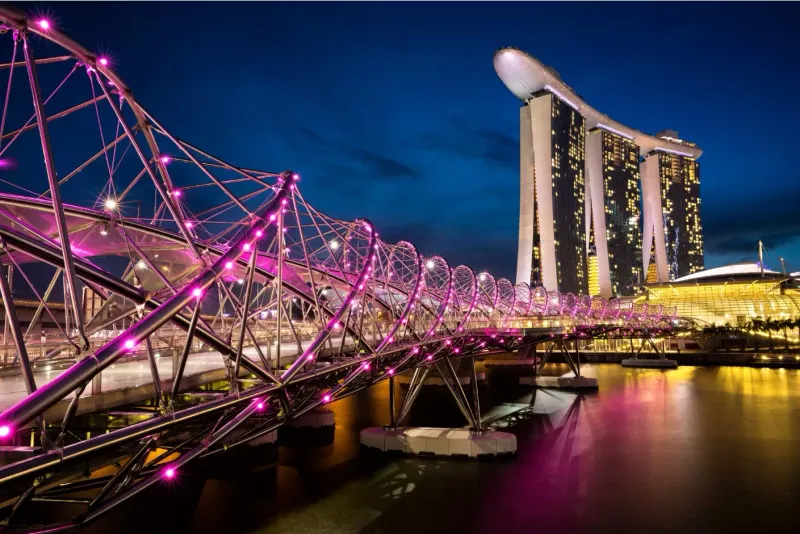 Singapore's Helix Bridge Innovation