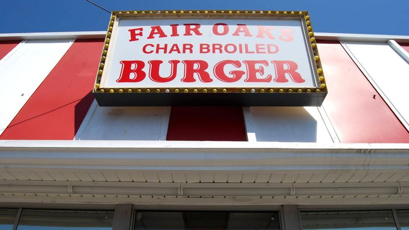 California – Fair Oaks Burger