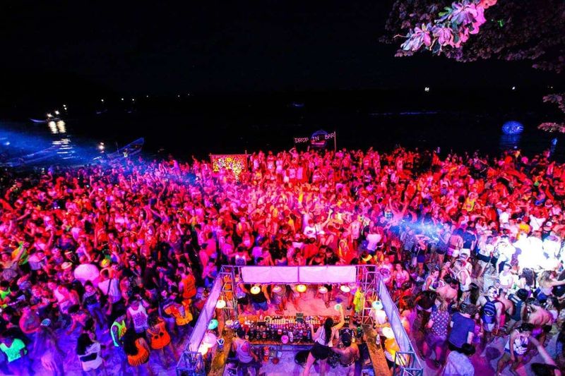 Koh Phangan's Full Moon Party Pickpocketing