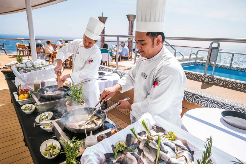Take Advantage Of Themed Nights Or Chef Specials
