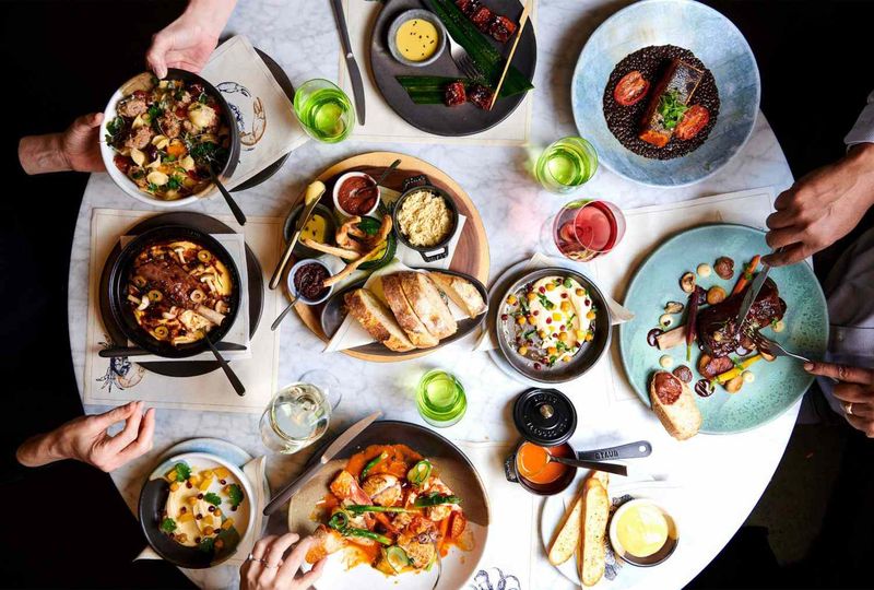 Share Plates to Sample More