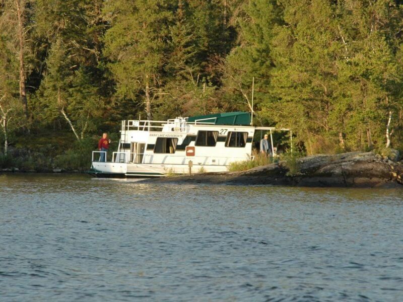 Mississippi River Houseboats in Minnesota