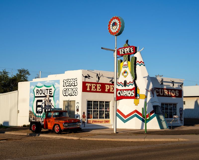 The Tee Pee Curios – Tucumcari, New Mexico