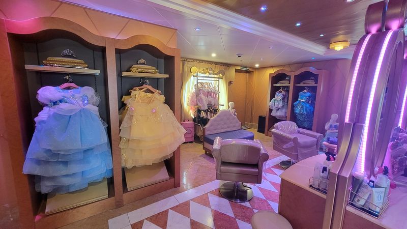 Bibbidi Bobbidi Boutique Makeovers