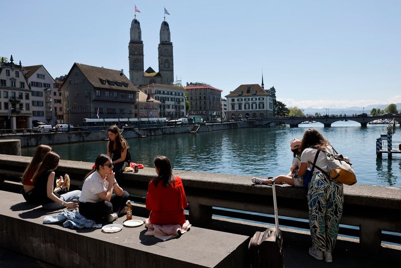 Zurich Emotionless Encounters