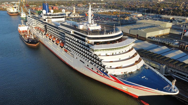 P&O Cruises: Dated Fleet and Underwhelming Cuisine