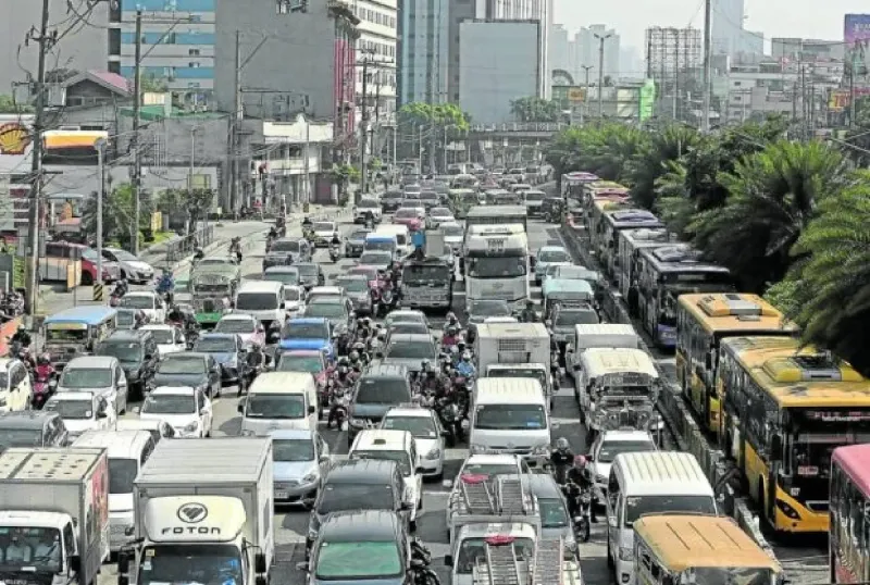 Manila Gridlocked Days (Regret Visiting)