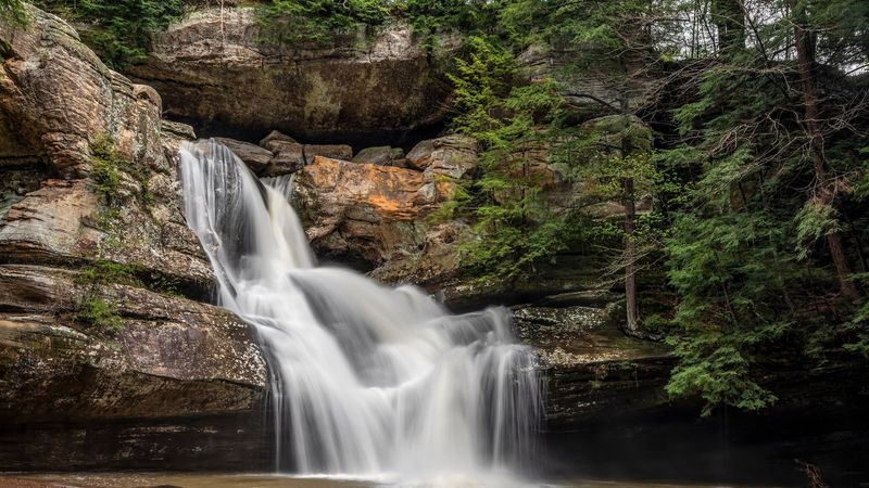 Cleveland Browns – Hocking Hills, OH