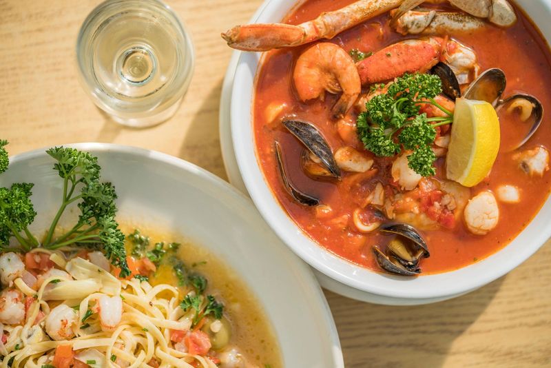 Phil's Fish Market in Moss Landing