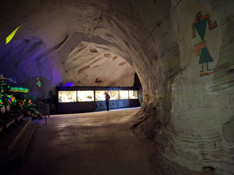Moqui Cave