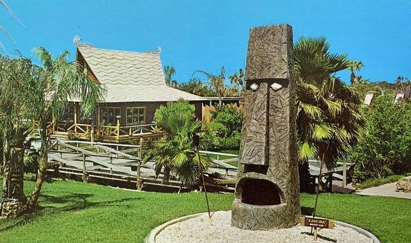 Florida's Roadside Oddities