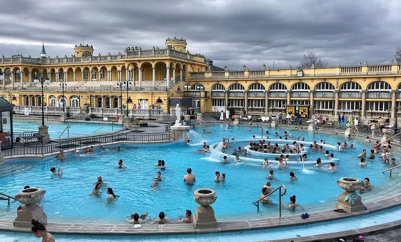 Hungary: Imperial Grandeur Without Imperial Prices