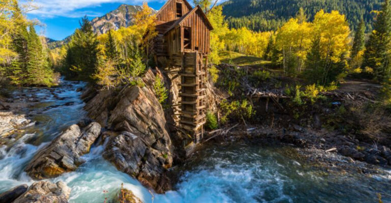 Escape The Crowds In This Serene Colorado Town With Unforgettable Views
