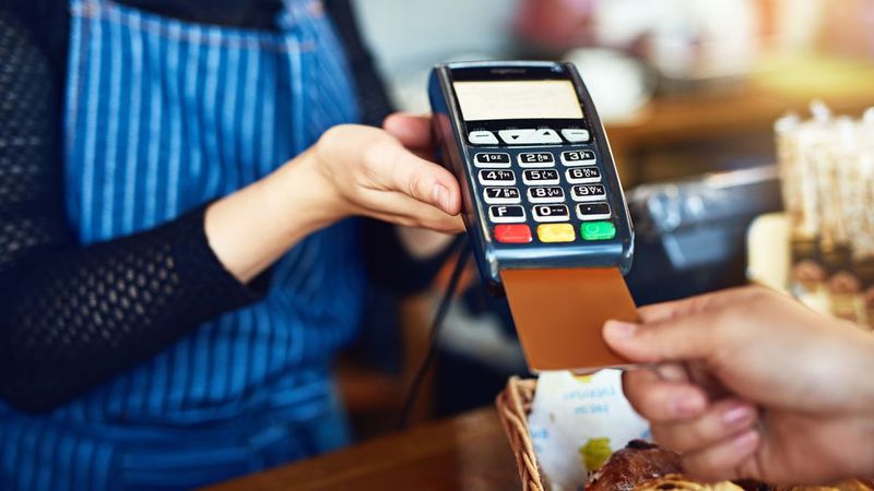 Paying in your home currency when abroad