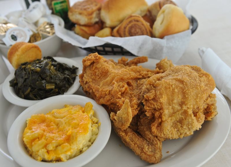 Georgia – Fried Chicken At Mary Mac’s Tea Room