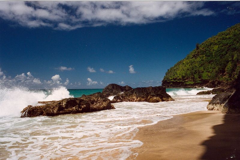 Hanakapiai Beach, Hawaii: The No-Swim Paradise