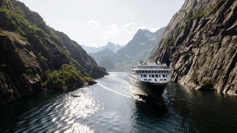 Norway Reinstates Checks