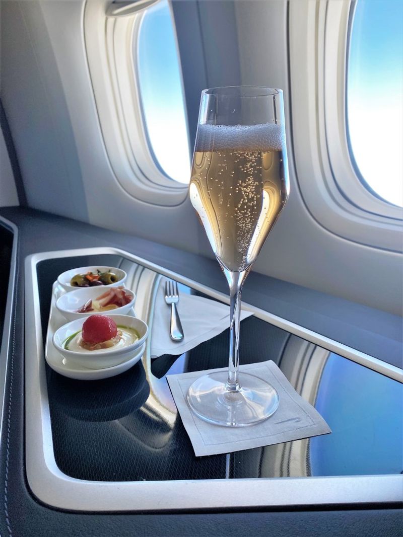 Free Champagne Refills