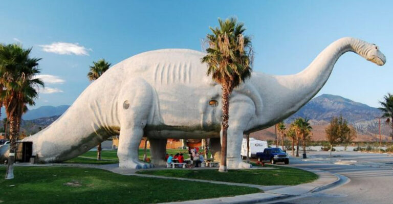 Hit or Miss? 15 Roadside Attractions Worth Visiting (And A Few To Skip)