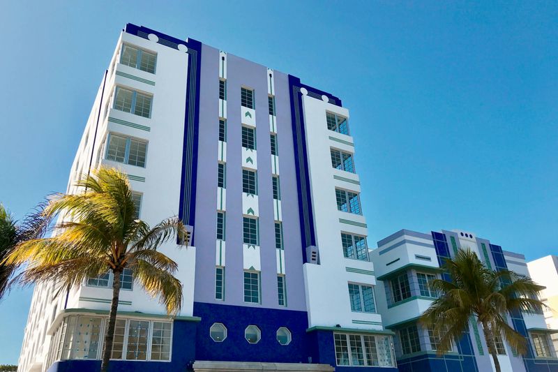 Miami Beach: Art Deco and Azure Waters